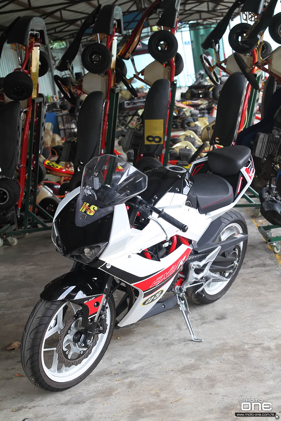 2015 HYOSUNG GD250R racing