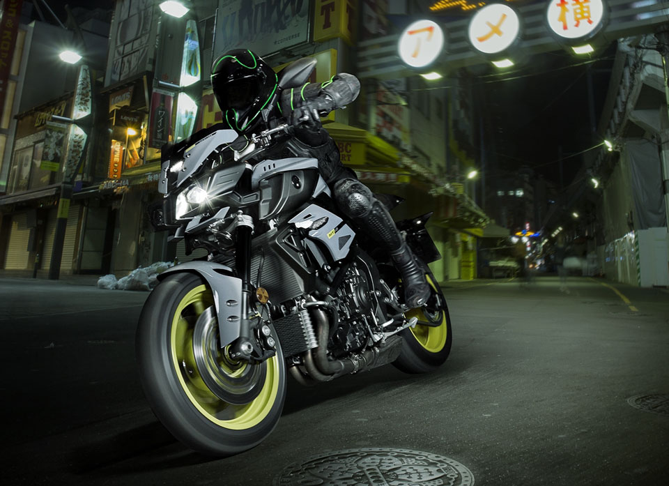 2016 YAMAHA MT-10