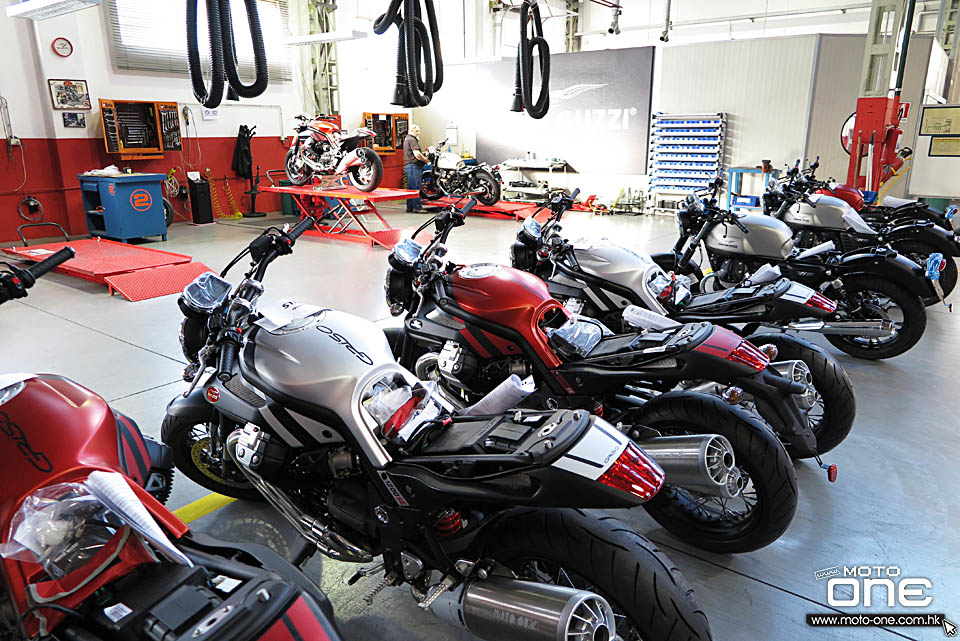 2015 Moto Guzzi FACTORY