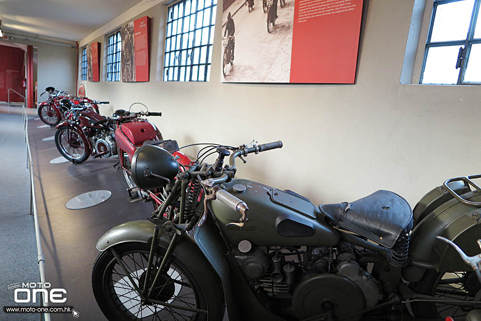 2015 Moto Guzzi FACTORY