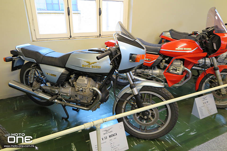 2015 Moto Guzzi FACTORY