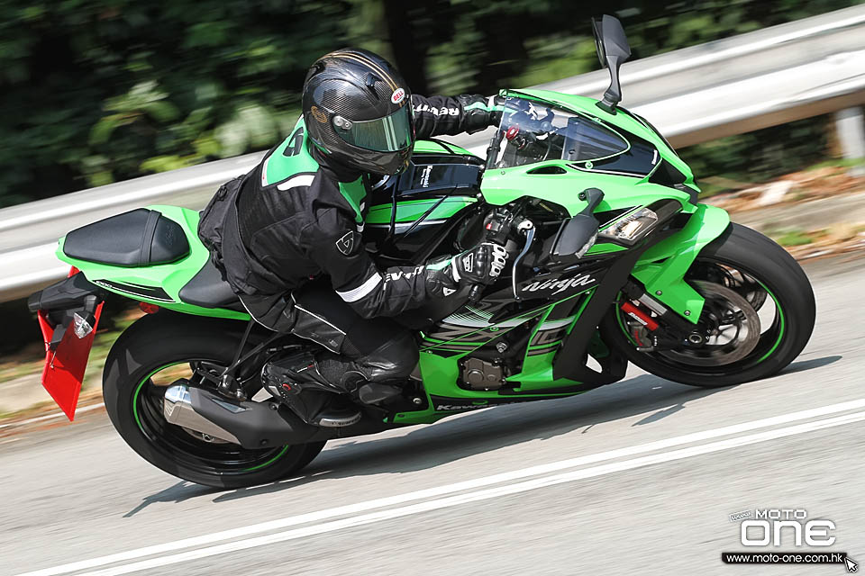 2016 KAWASAKI ZX-10R TEST