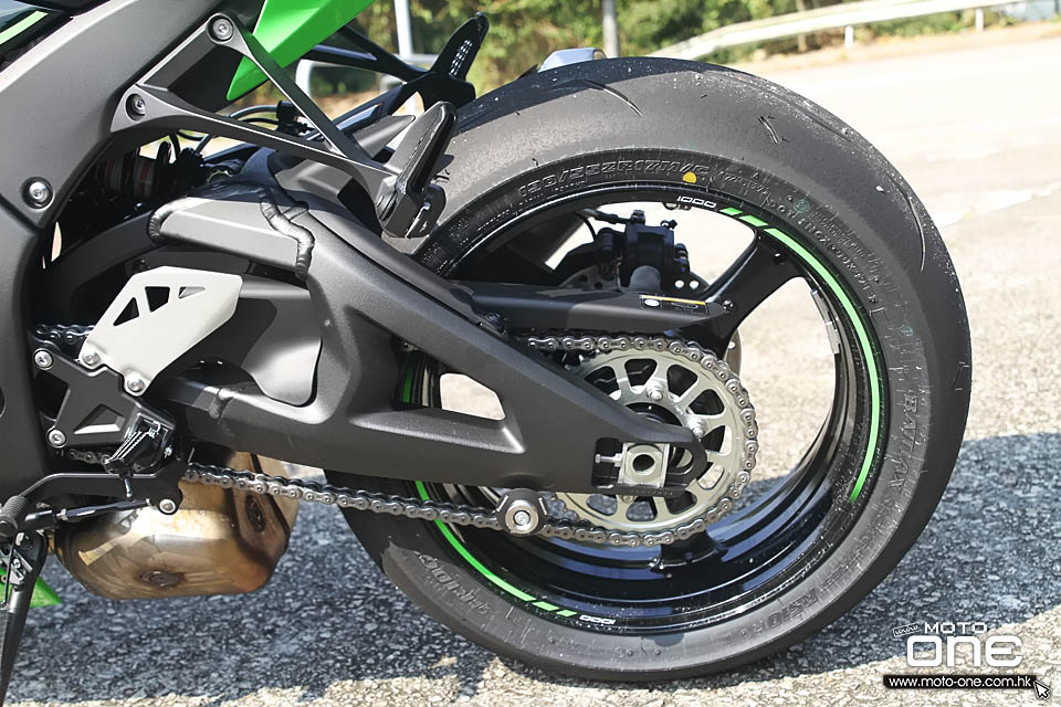 2016 KAWASAKI ZX-10R TEST