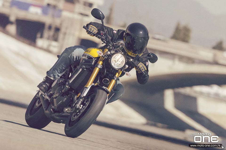 2016 Yamaha XSR900