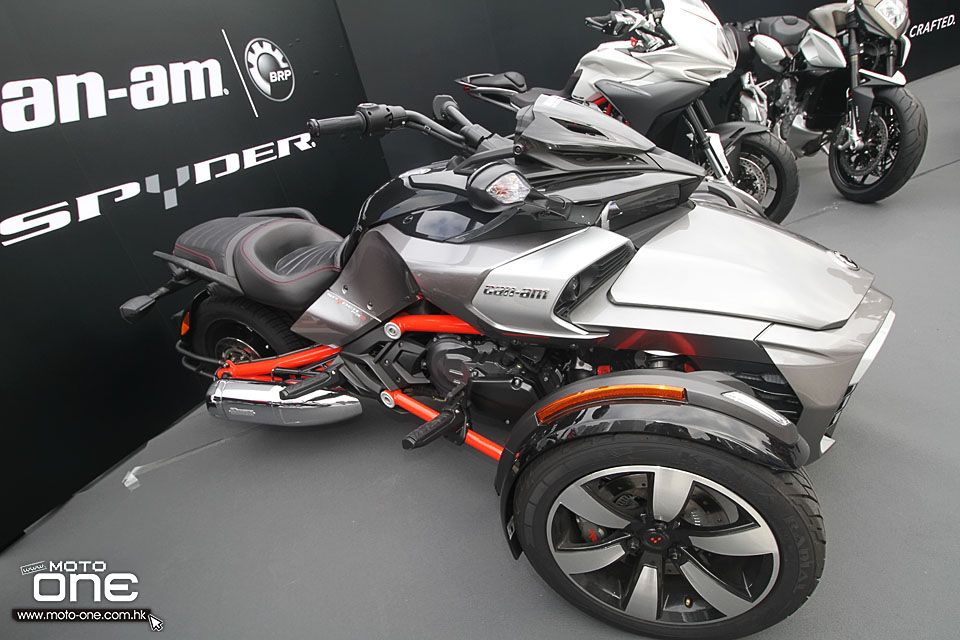 2015 MANWAI MV AGUSTA CAN-AM SPYDER