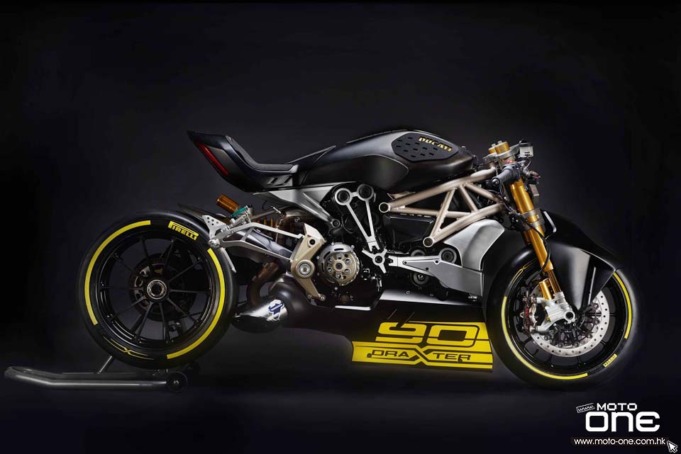 2016 Ducati draXter Concep