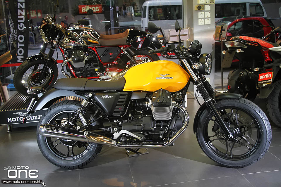 2016 Moto Guzzi V7 II Stone ABS