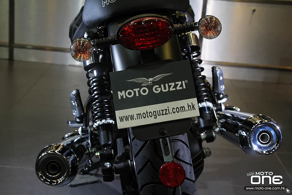 2016 Moto Guzzi V7 II Stone ABS