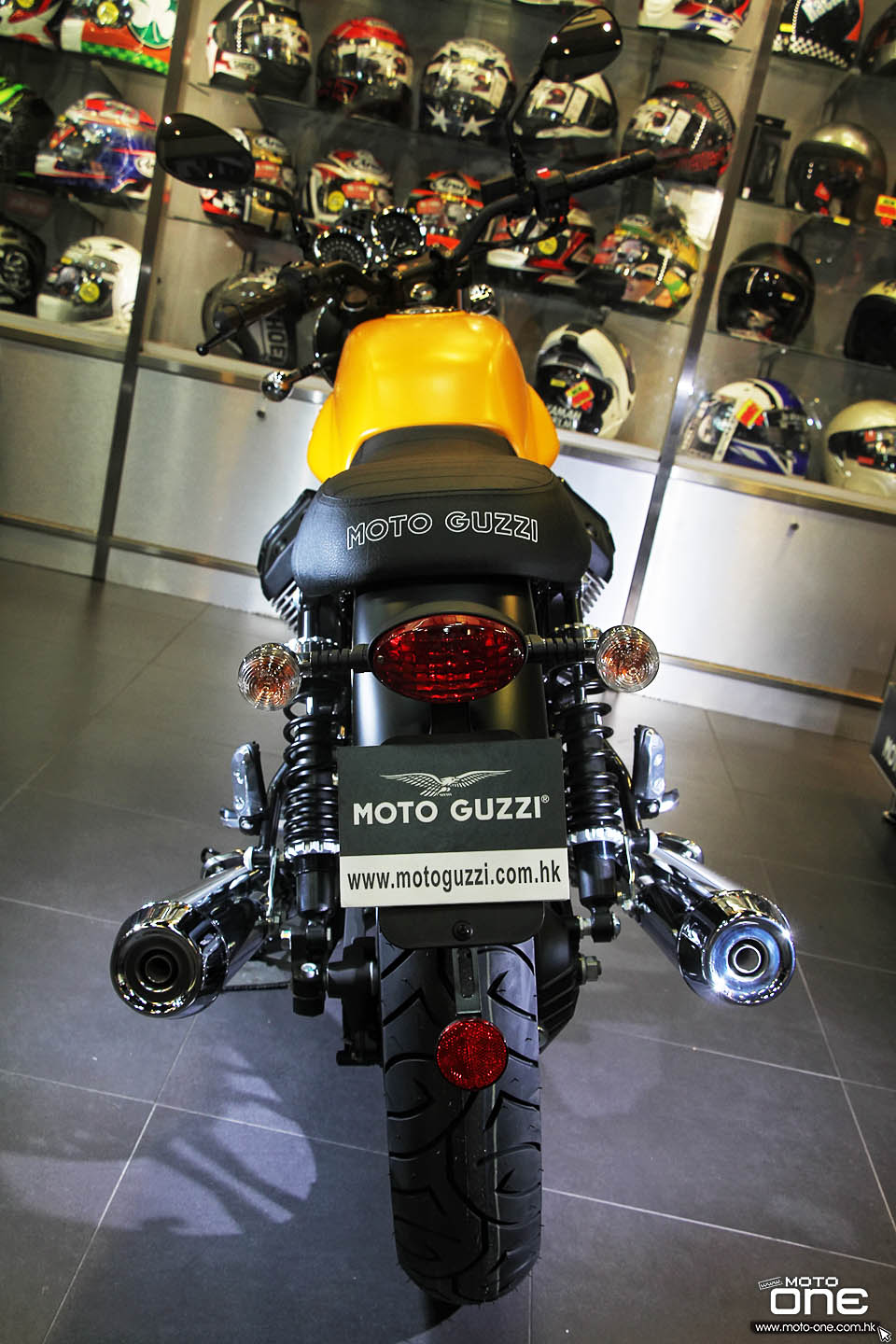 2016 Moto Guzzi V7 II Stone ABS