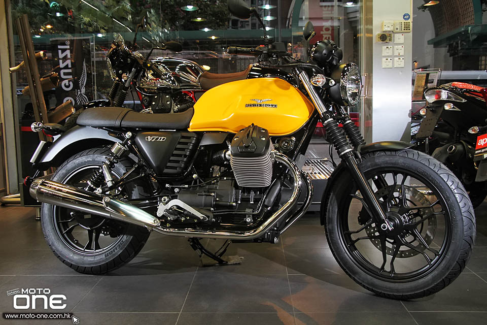 2016 Moto Guzzi V7 II Stone ABS