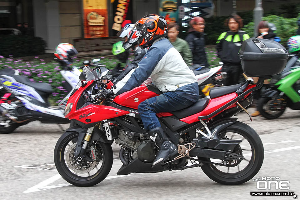 2016 CHINESE NEW YEAR RIDING