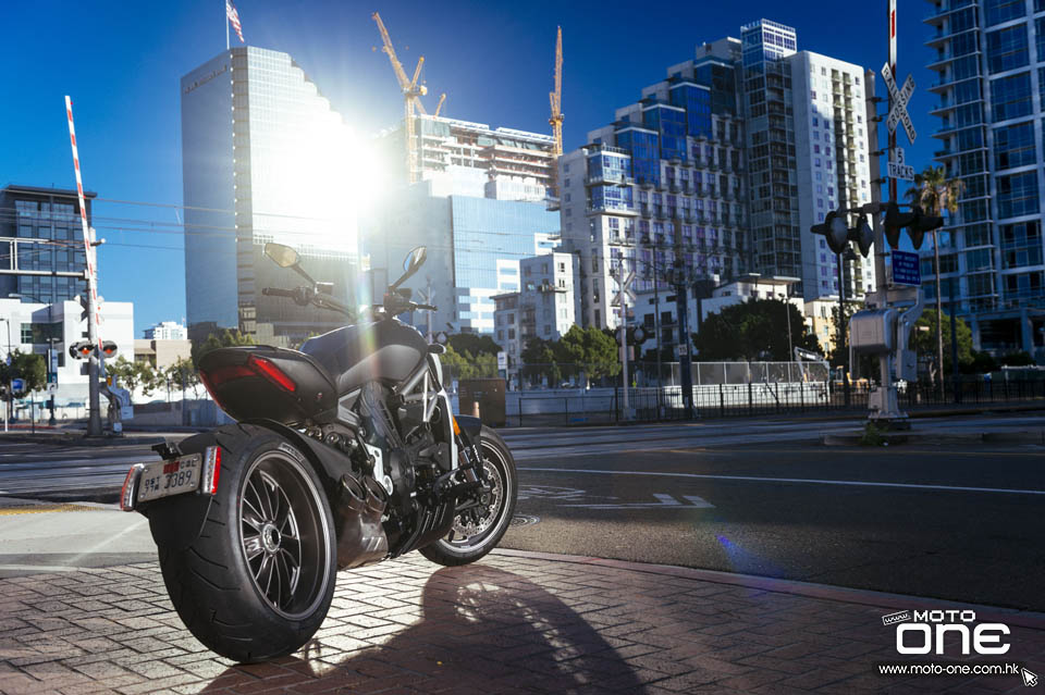 2016 DUCATI X DIAVEL S