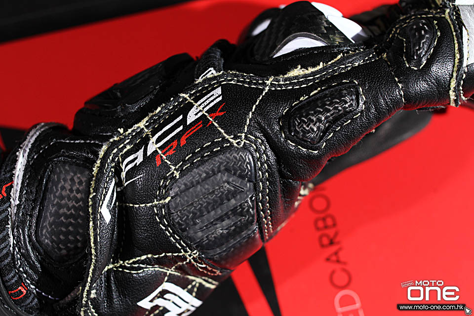 2016 FIVE GLOVES