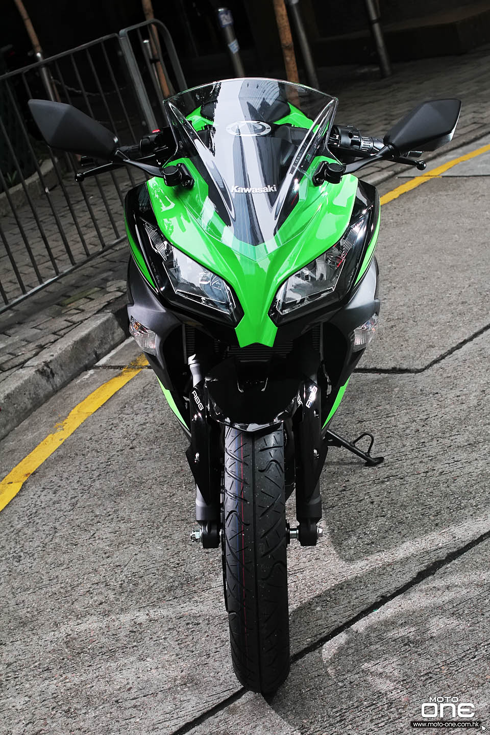 2016 KAWASAKI NINJA 300 ABS KRT EDITION