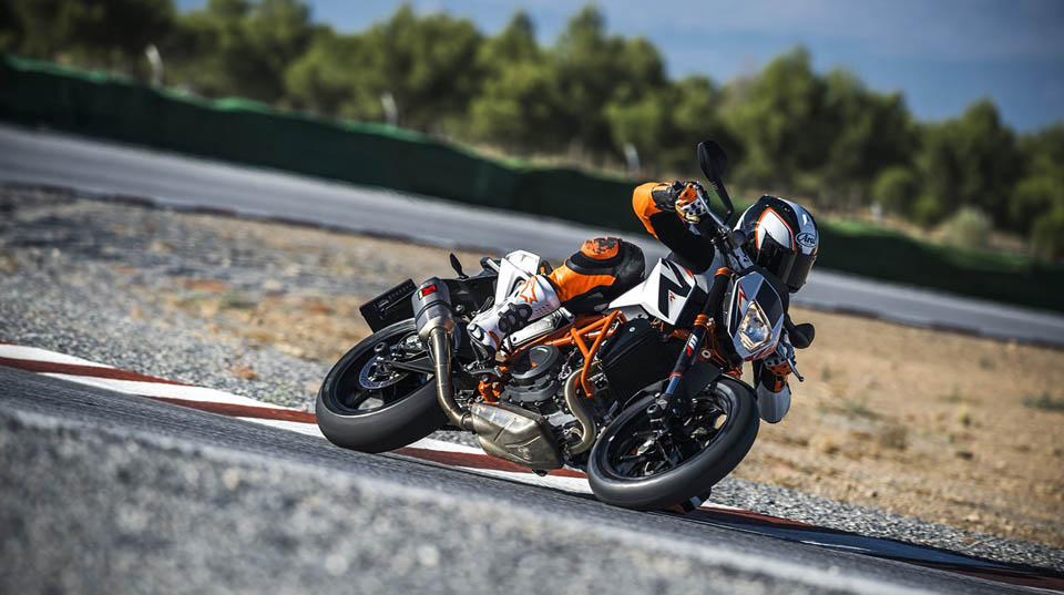 2016 KTM 690 Duke R ABS
