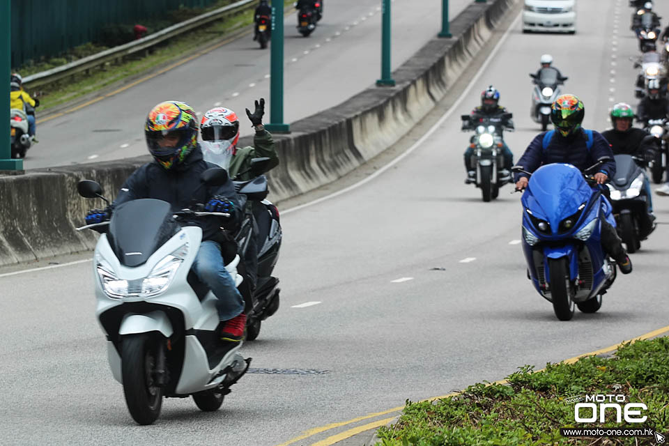 2016 chinese new year riding