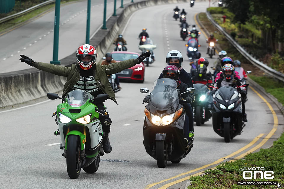 2016 chinese new year riding