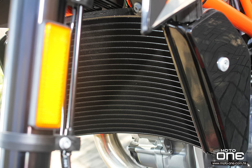 2016 KTM 690 Duke R ABS