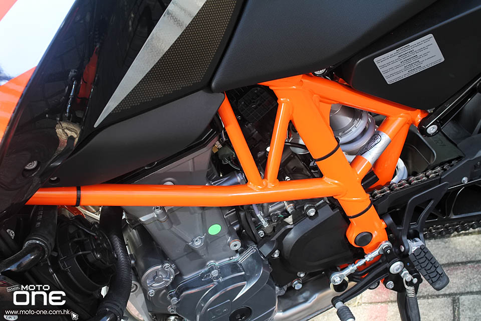 2016 KTM 690 Duke R ABS