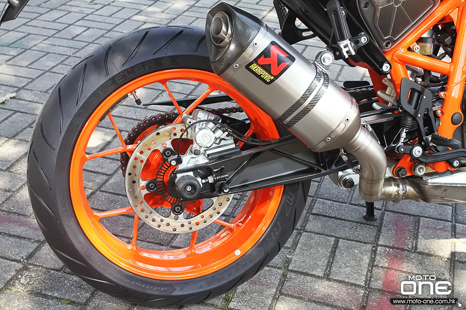 2016 KTM 690 Duke R ABS