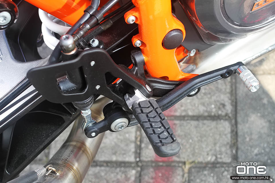 2016 KTM 690 Duke R ABS