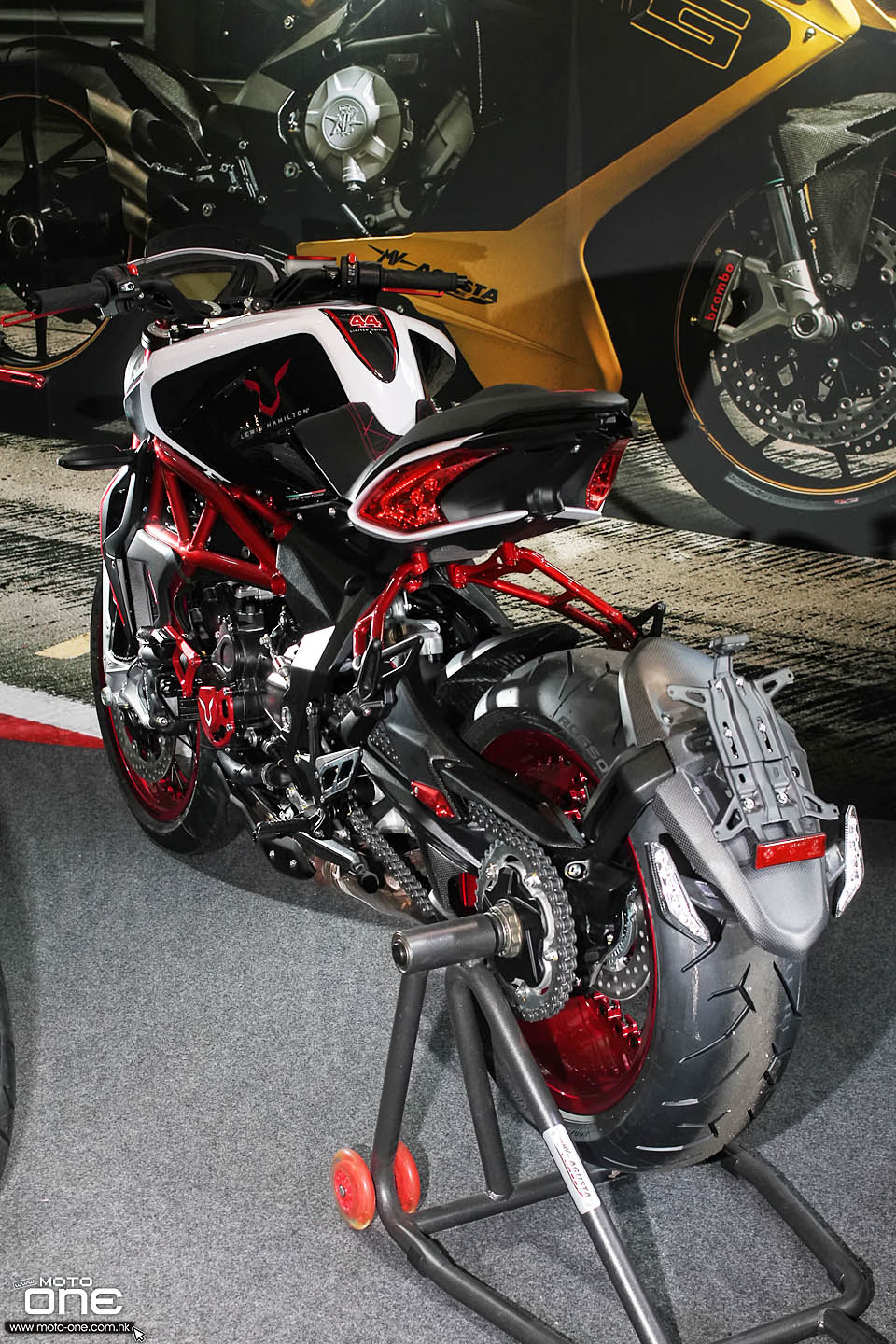 2016 MV AGUSTA DRAGSTER RR LH44 Lewis Hamilton