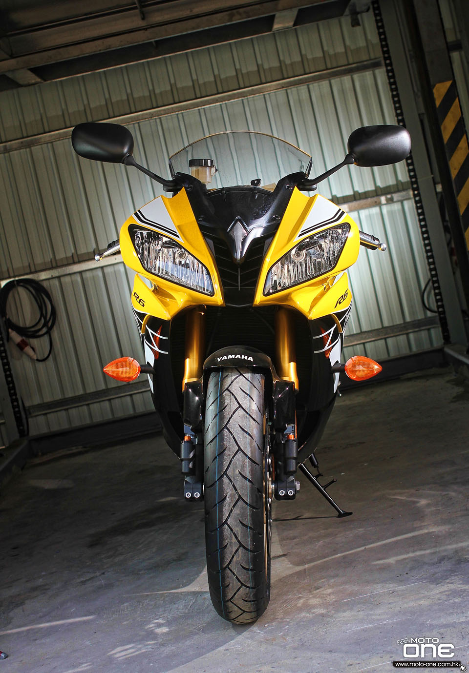 2016 yamaha yzf r1 r6 60th