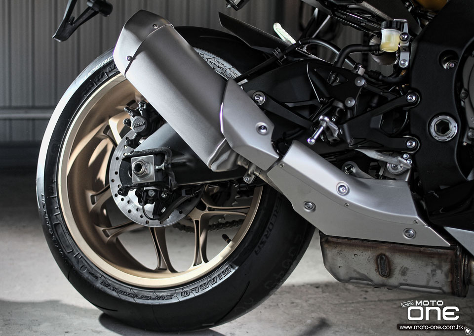 2016 yamaha yzf r1 r6 60th