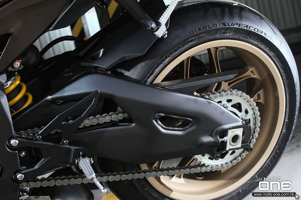2016 yamaha yzf r1 r6 60th