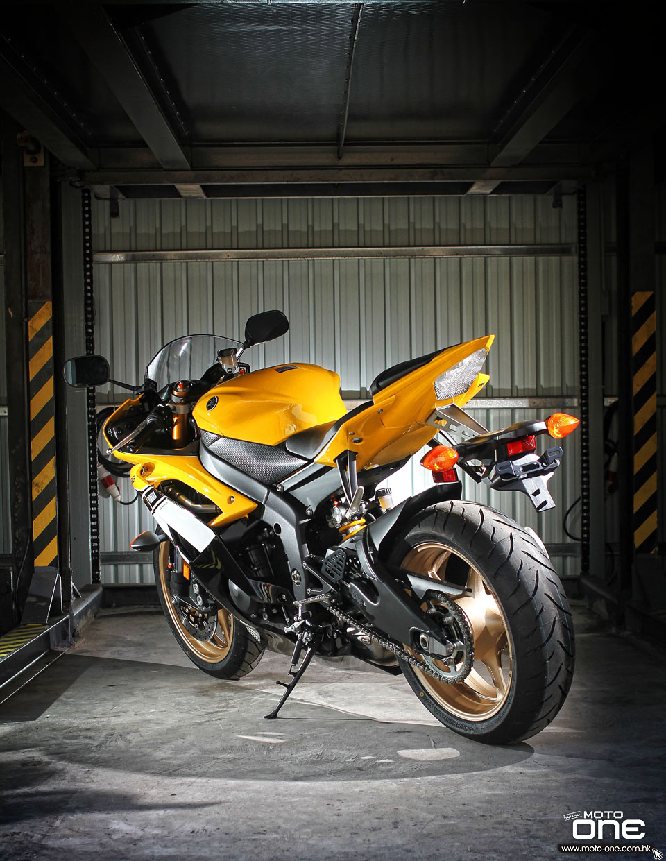2016 yamaha yzf r1 r6 60th