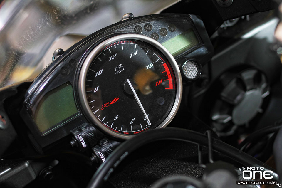 2016 yamaha yzf r1 r6 60th