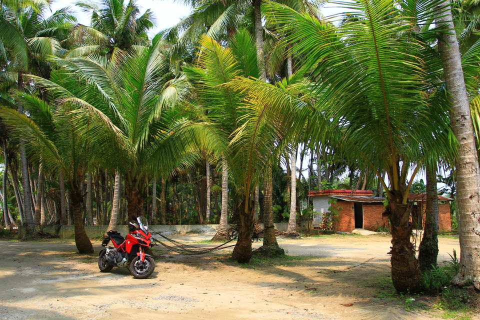 2016 DUCATI travel