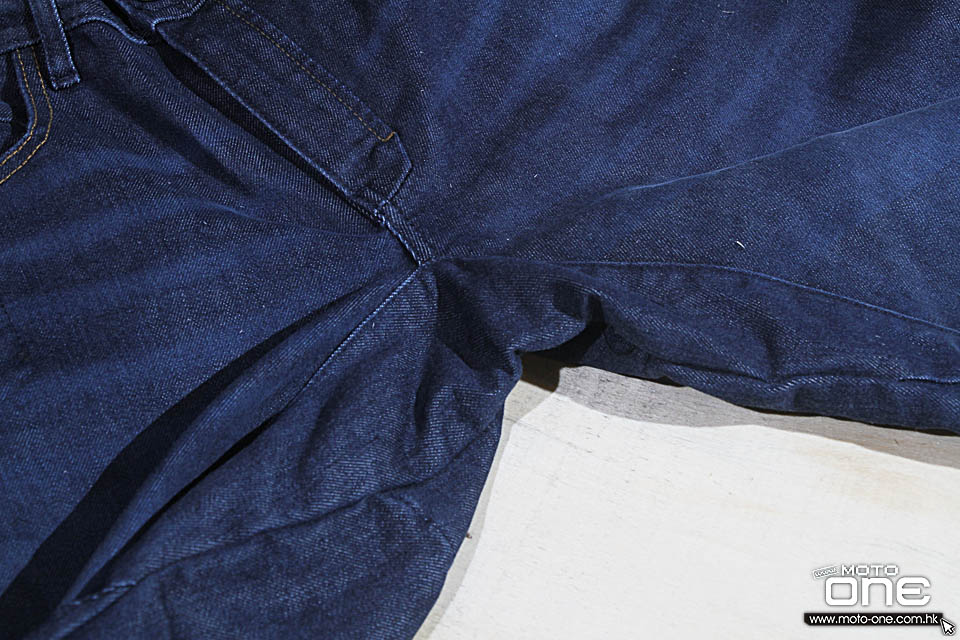 2016 REVIT Jeans Seattle Rockefeller