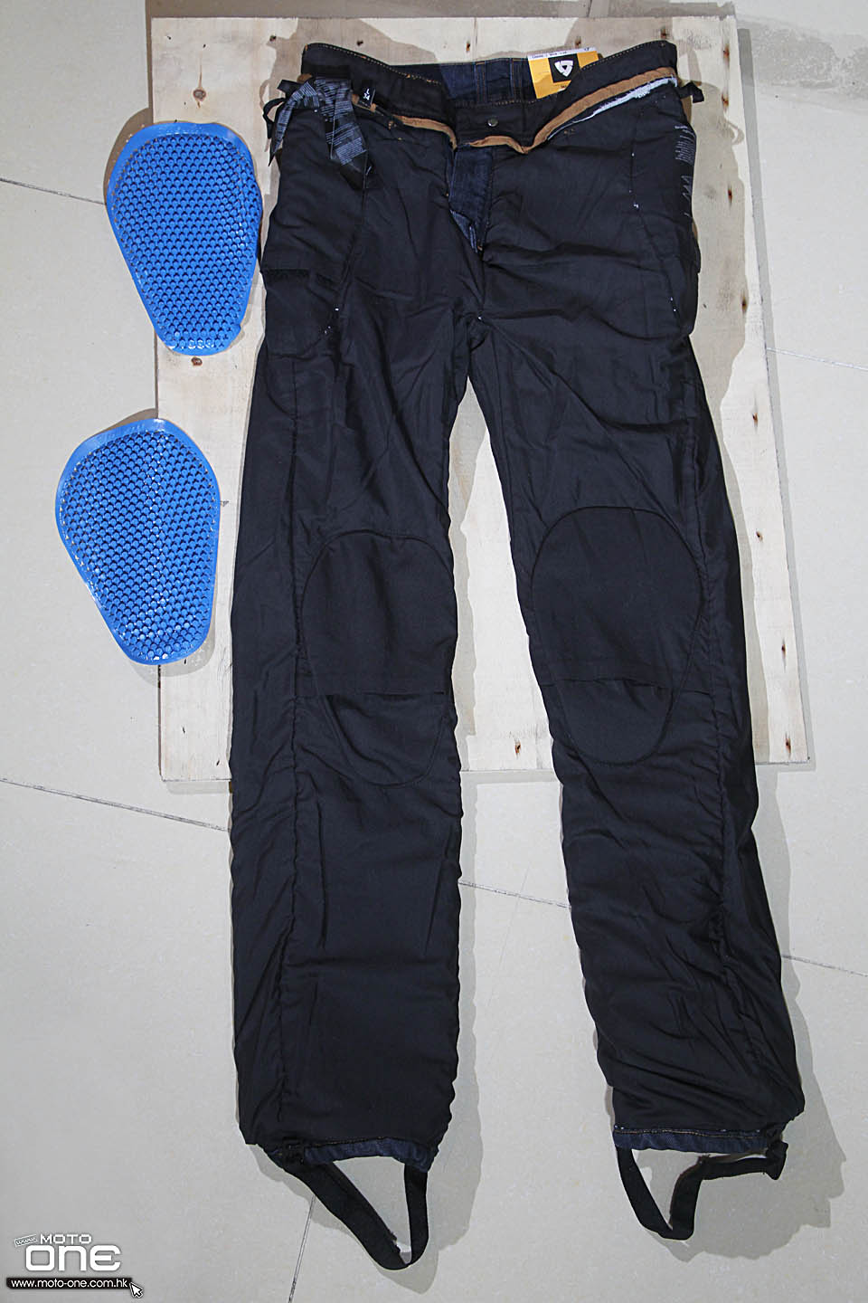 2016 REVIT Jeans Seattle Rockefeller