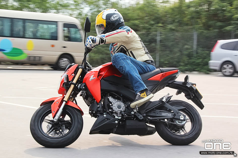 2016 kawasaki z125 and honda msx125