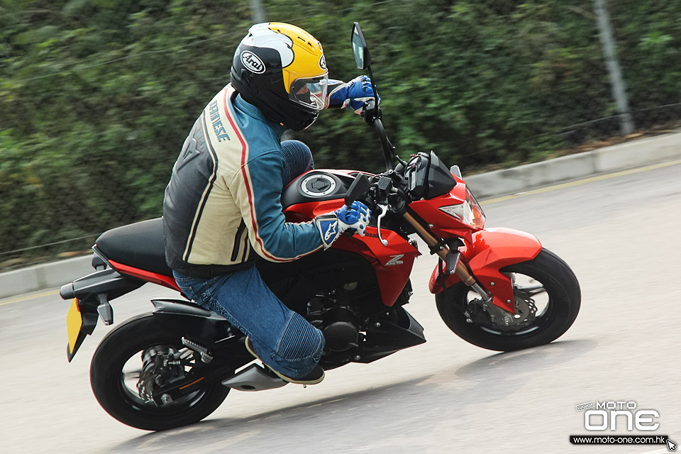 2016 kawasaki z125 and honda msx125