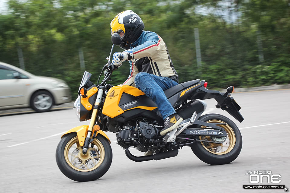 2016 kawasaki z125 and honda msx125