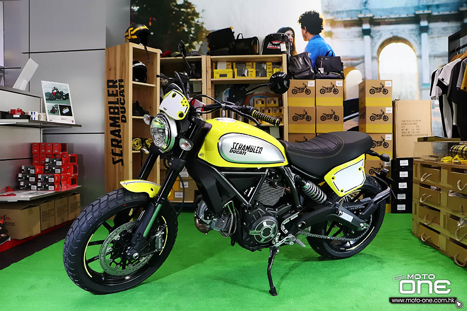 2016 DUCATI SCRAMBLER Flat Track PRO