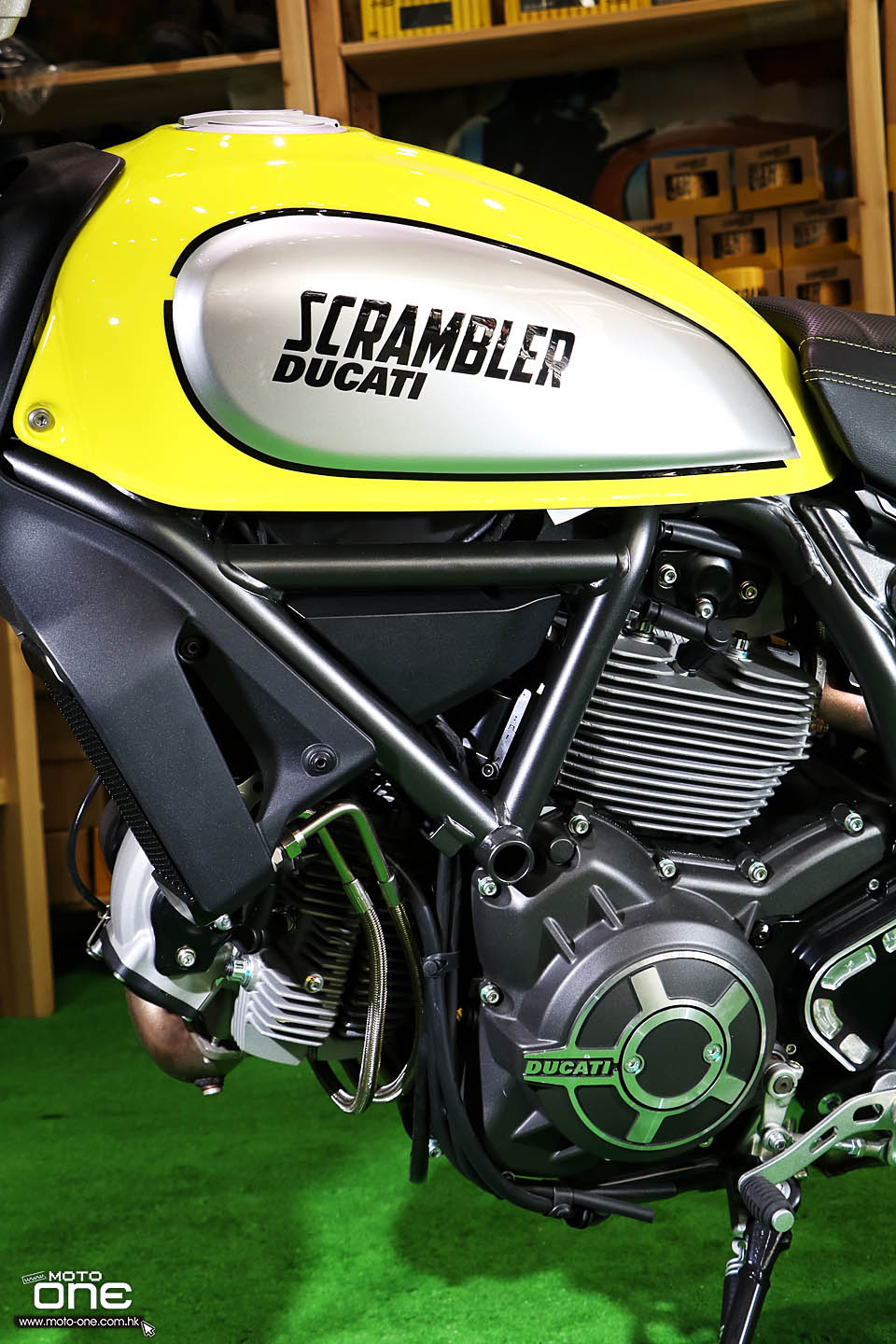 2016 DUCATI SCRAMBLER Flat Track PRO
