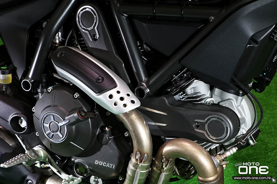 2016 DUCATI SCRAMBLER Flat Track PRO