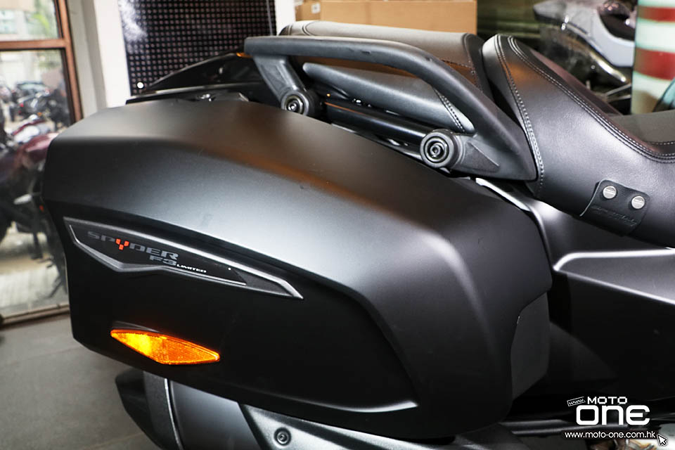 2016 Can Am Spyder F3 LTD Triple black series