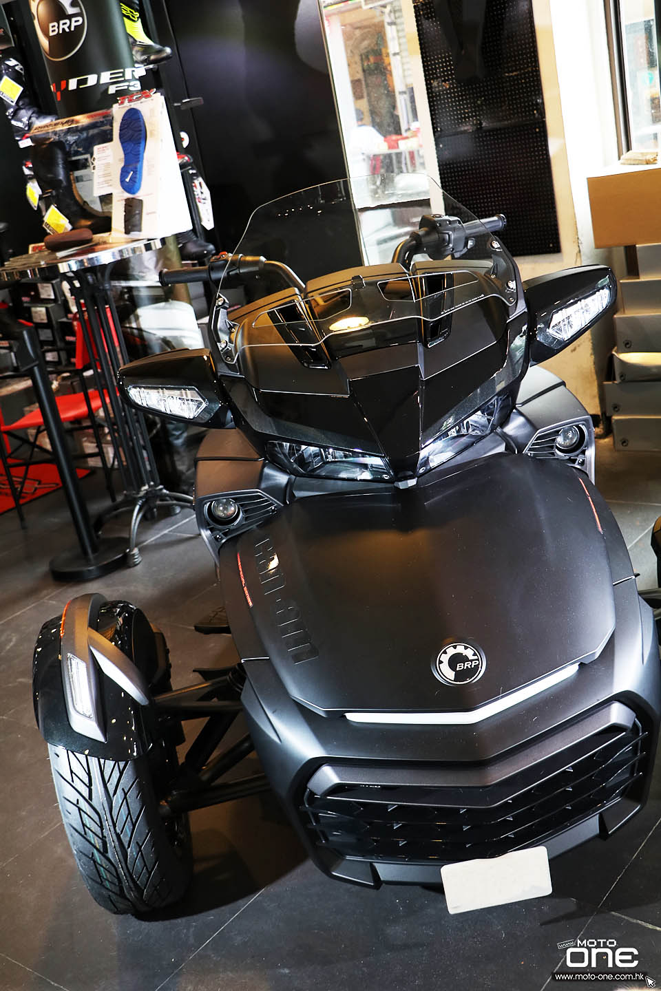 2016 Can Am Spyder F3 LTD Triple black series