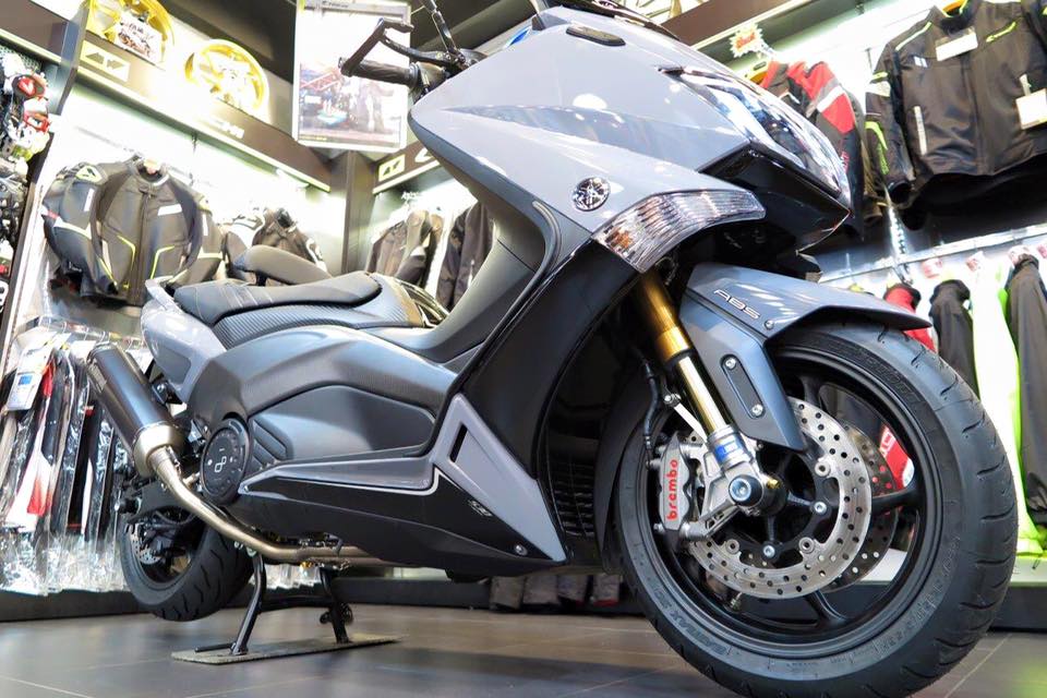 2016 T-Max 530 AHLAM