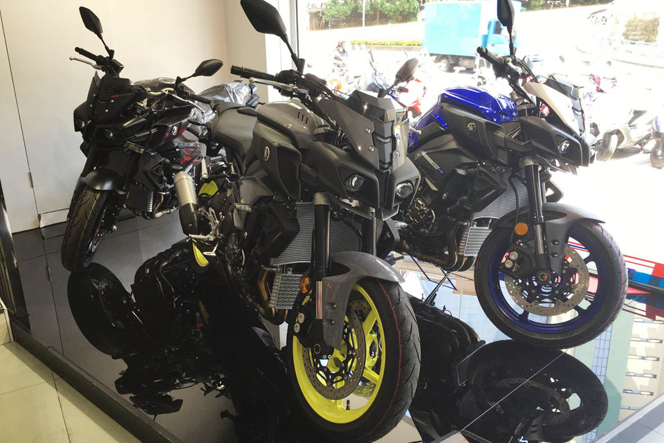 2016 YAMAHA MT-10