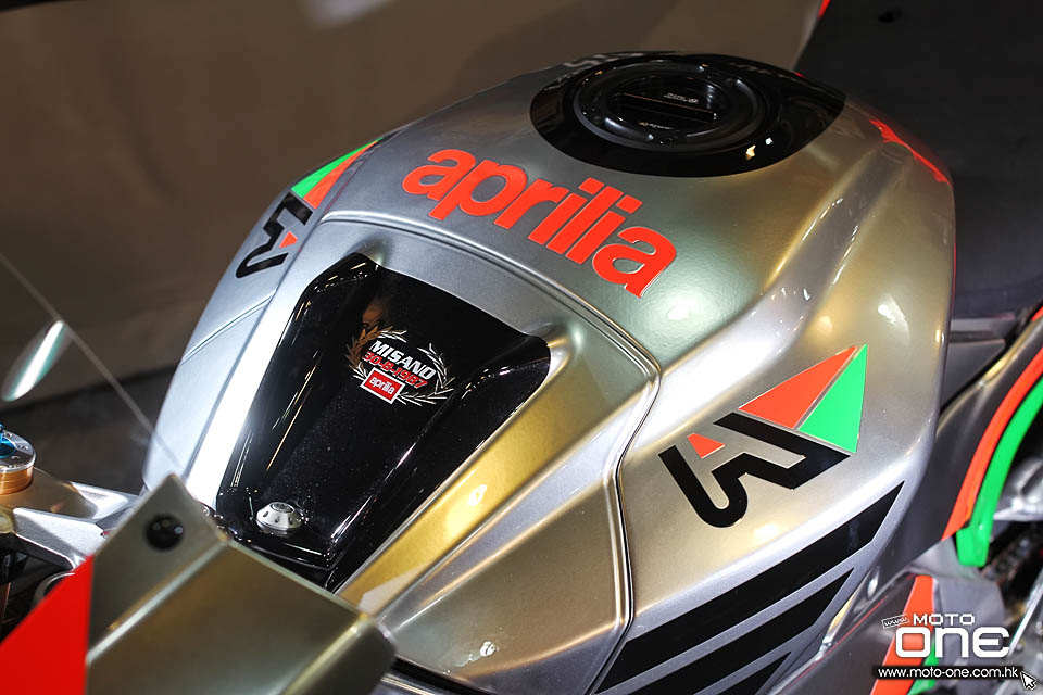 2016 APRILIA RSV4 R-FW Stock2 APX Race