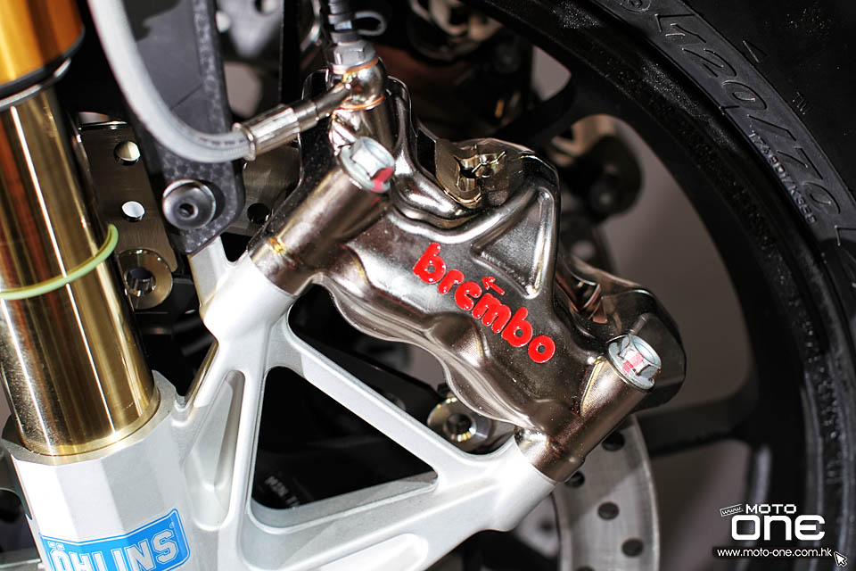 2016 APRILIA RSV4 R-FW Stock2 APX Race