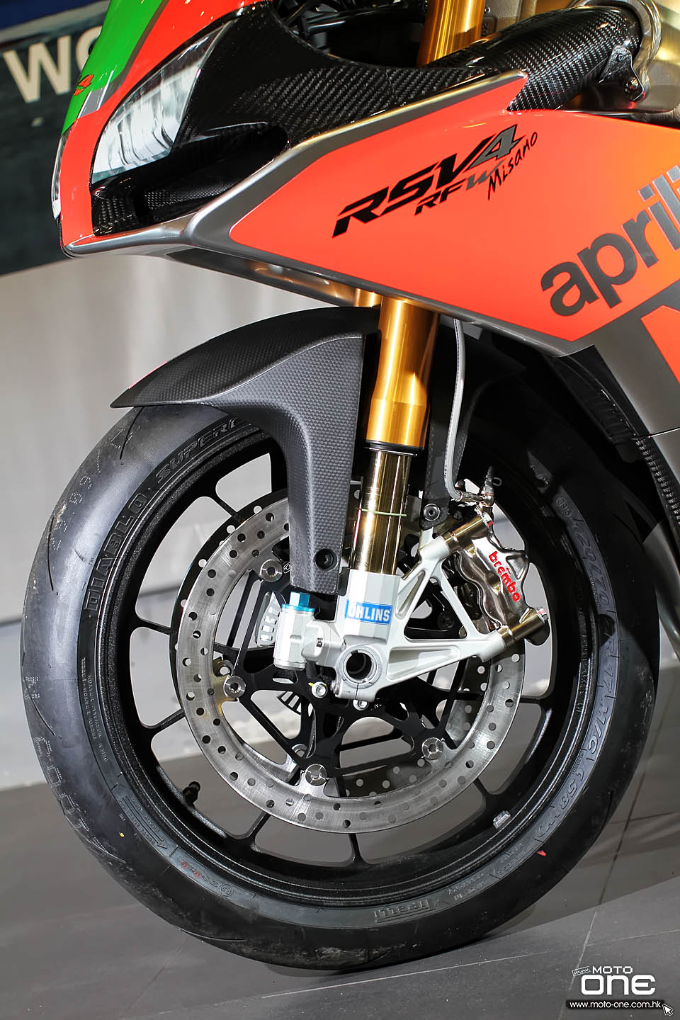 2016 APRILIA RSV4 R-FW Stock2 APX Race