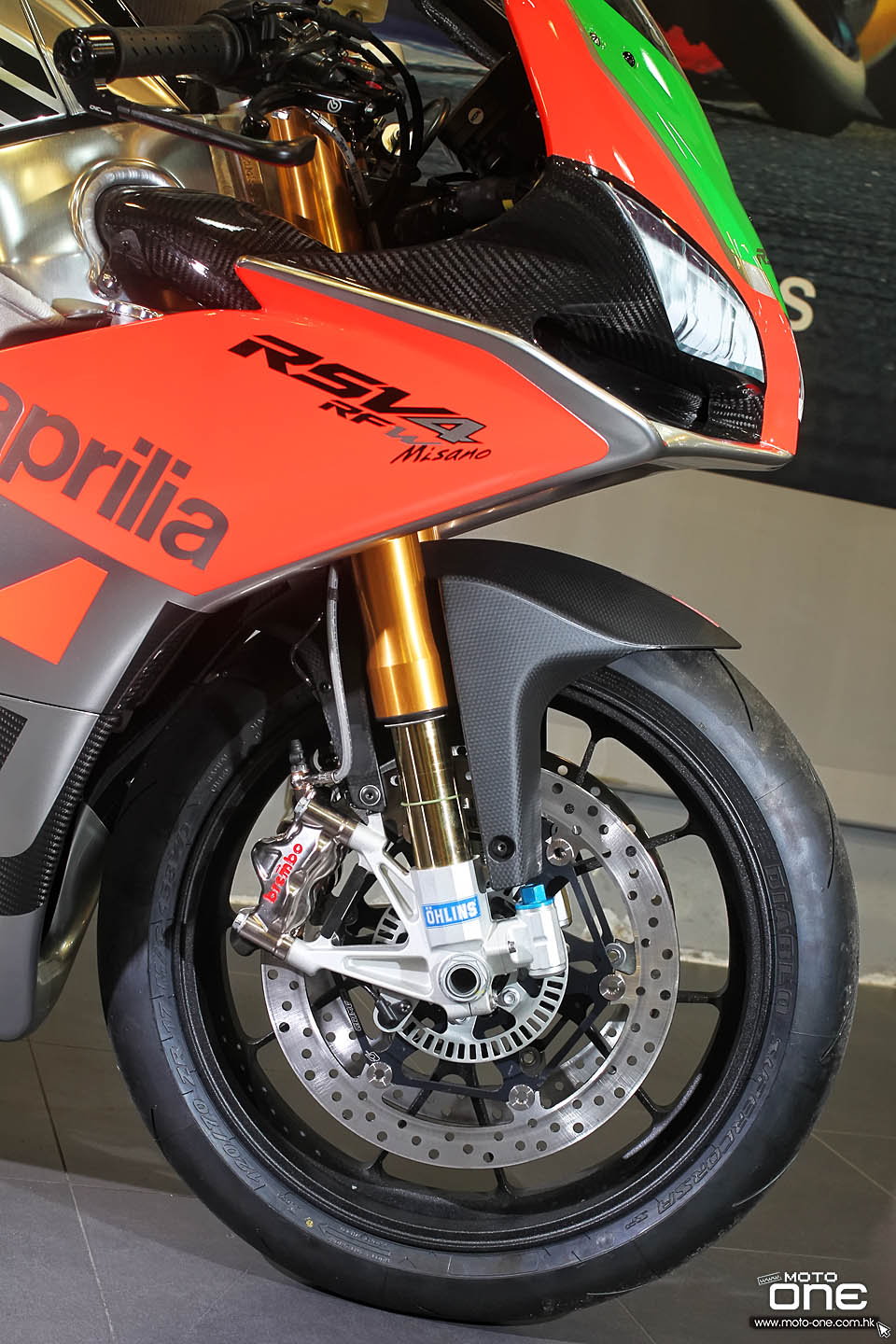 2016 APRILIA RSV4 R-FW Stock2 APX Race