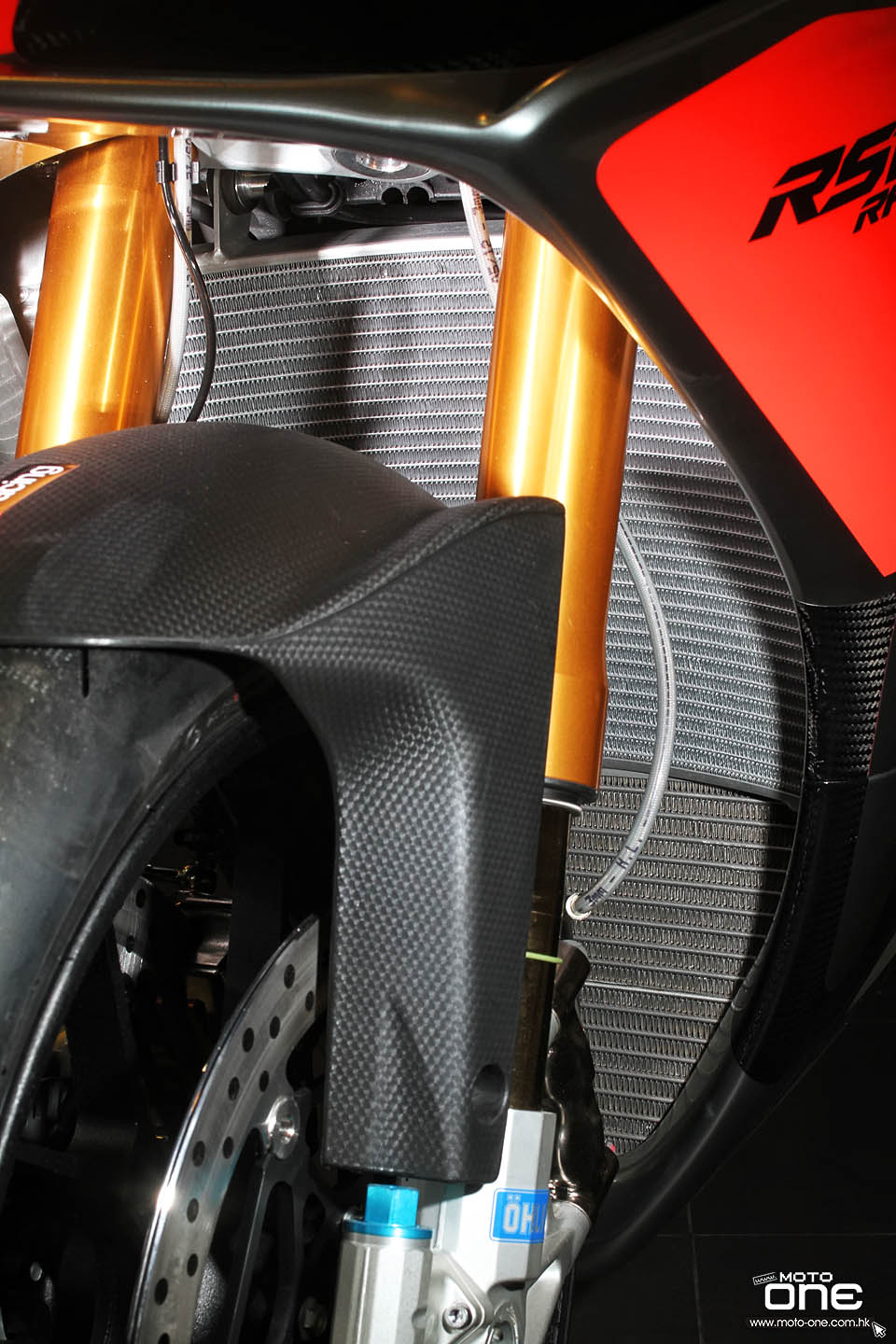 2016 APRILIA RSV4 R-FW Stock2 APX Race