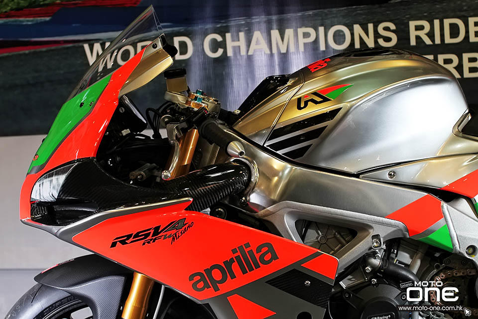 2016 APRILIA RSV4 R-FW Stock2 APX Race